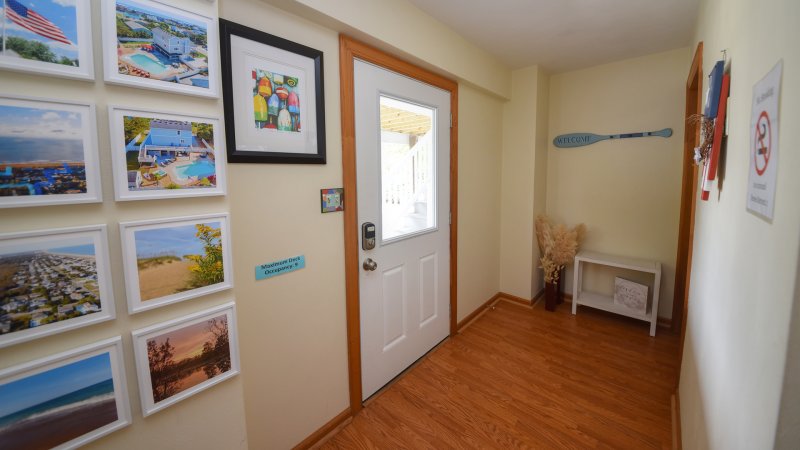 Heroes Retreat 2 – Foyer