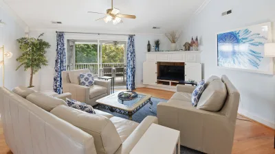 Shore To Please – Living Room