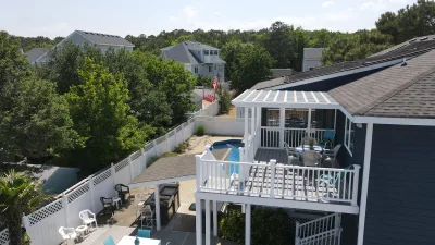 Shore To Please – Exterior