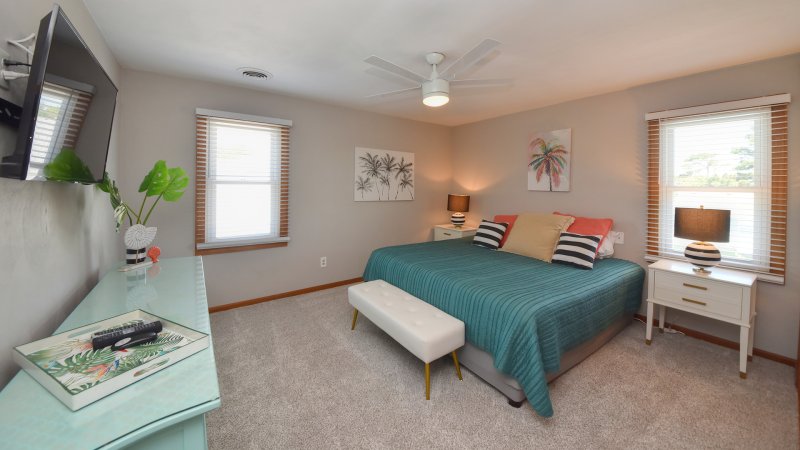 Heroes Retreat 2 – Bedroom 1