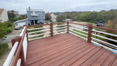Aloha Surf Shack – Deck