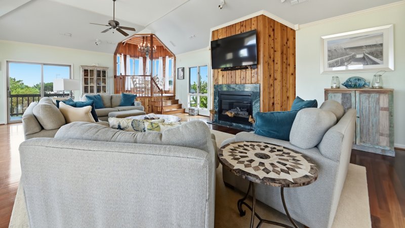 The Shore House – Living Room