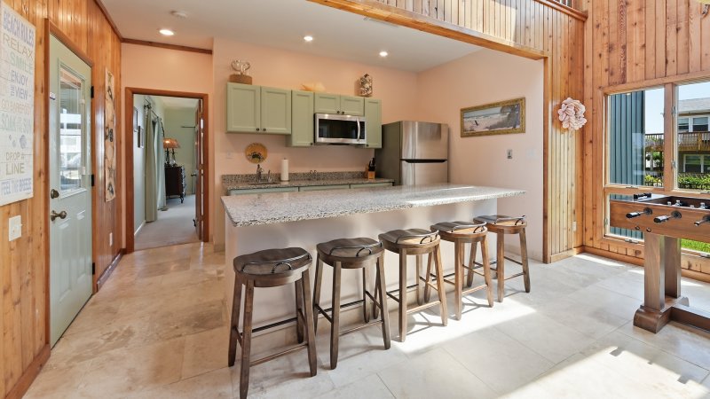 The Shore House – 1st Floor Kitchenette