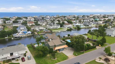 The Shore House – Exterior