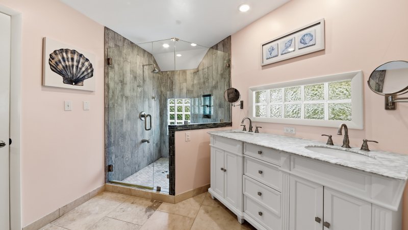 The Shore House – Private Bath for BR6