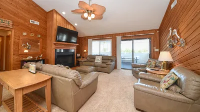 Relax Inn – Living Room