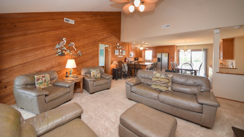 Relax Inn – Living Room