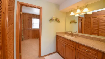 Relax Inn – Private Bath for BR1