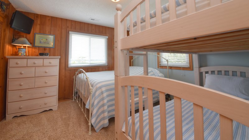 Relax Inn – Bedroom 3
