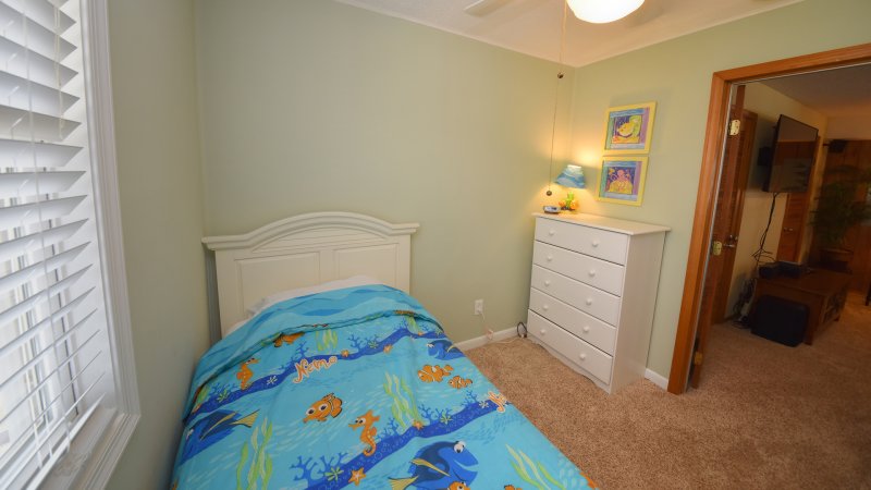 Relax Inn – Bedroom 5