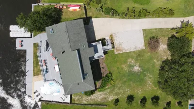 Dragonfly Landing – Exterior