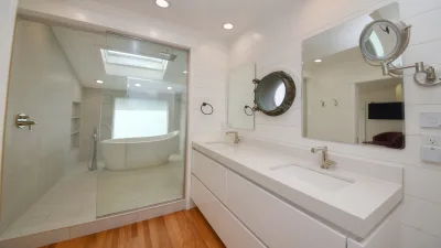 Dragonfly Landing – Private Bath for BR1