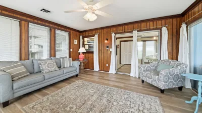 Out of Sight – Sun Room