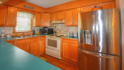 Cox's Legal Pad – Kitchen