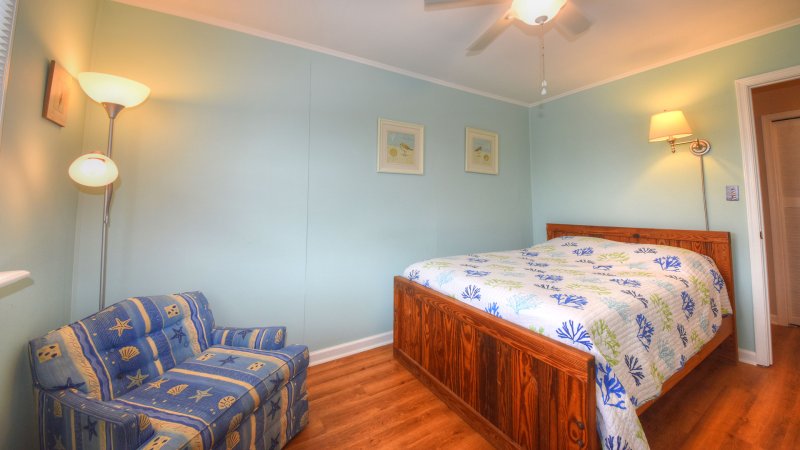 Cox's Legal Pad – Bedroom 3