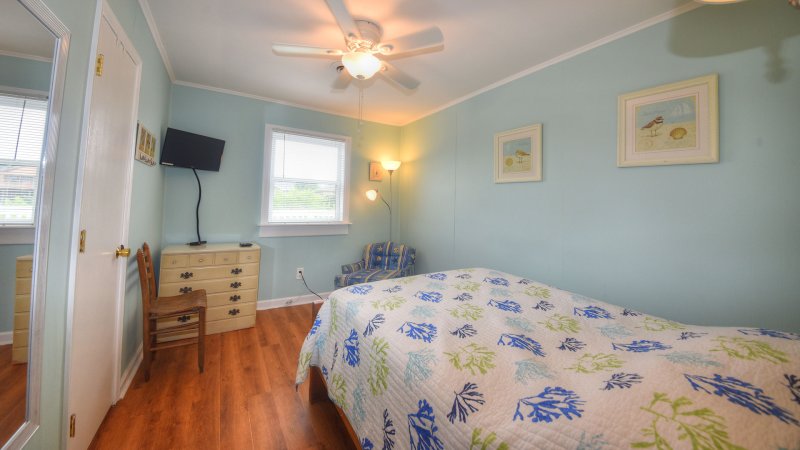 Cox's Legal Pad – Bedroom 3