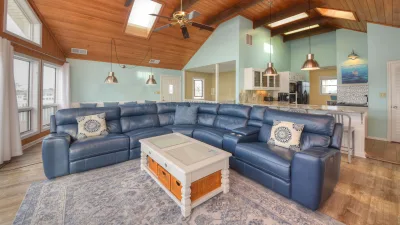 Cocktails and Dreams – Living Room