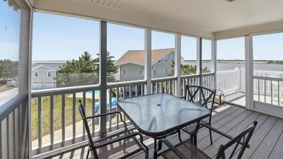 Cocktails and Dreams – Screened Porch