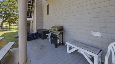 Cocktails and Dreams – Grill Area
