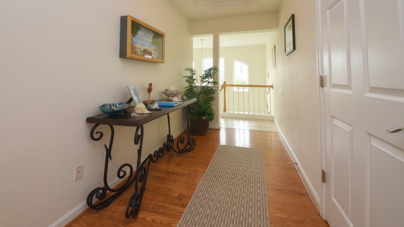 Ohana Bay – Foyer