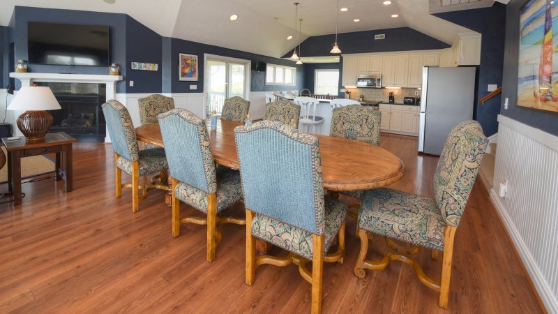 O-Bay-B – Dining