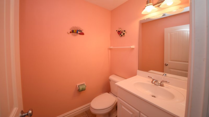 O-Bay-B – Common Bath for 2nd Floor