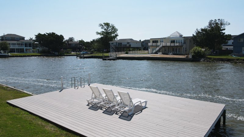 O-Bay-B – Dock