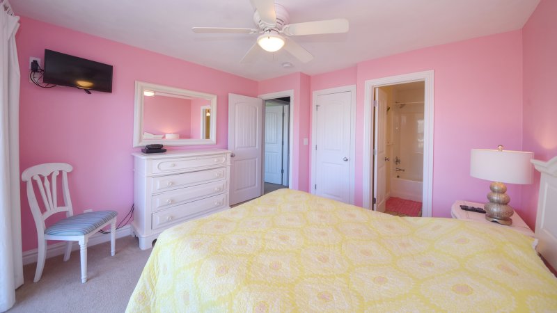 O-Bay-B – Bedroom 4