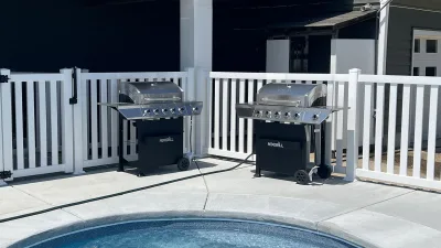Grace on the Bay – Grill Area