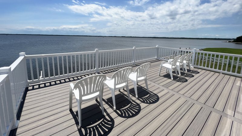 Grace on the Bay – Deck