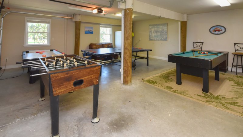 Captain's Watch – Game Room