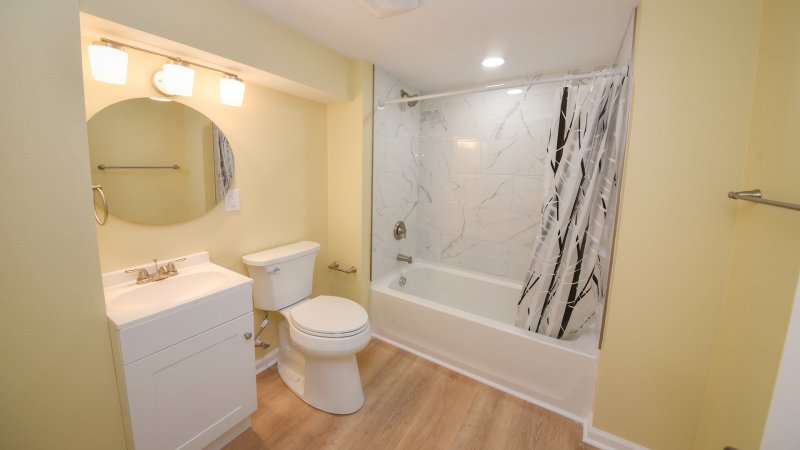 Tern Pike – Common Bath for 1st Floor