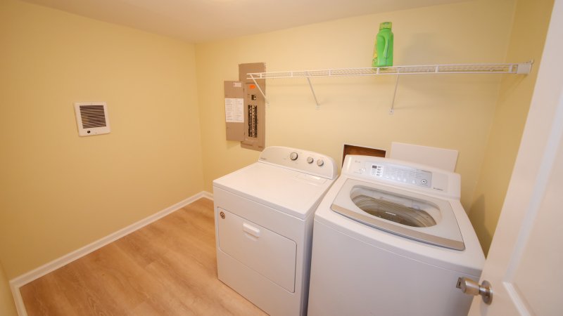 Tern Pike – Laundry Room