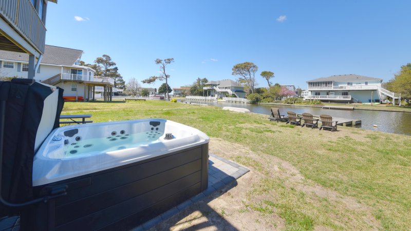 Tern Pike – Hot Tub