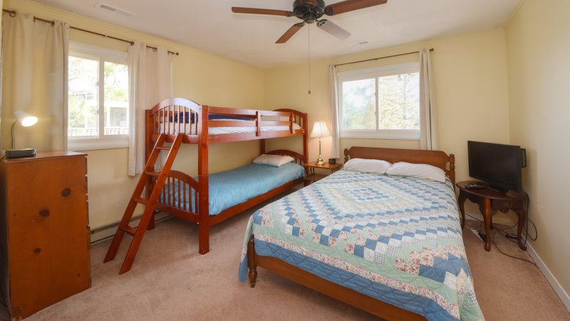 Tern Pike – Bedroom 5