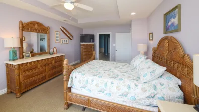Point Break Oceanfront – Bedroom 1