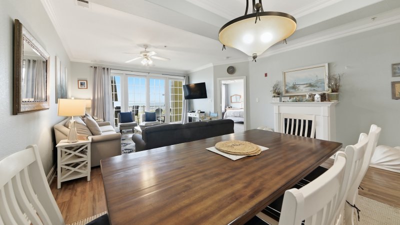 Sandbridge Aloha – Dining
