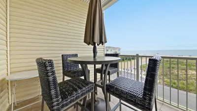 Sandbridge Aloha – Deck