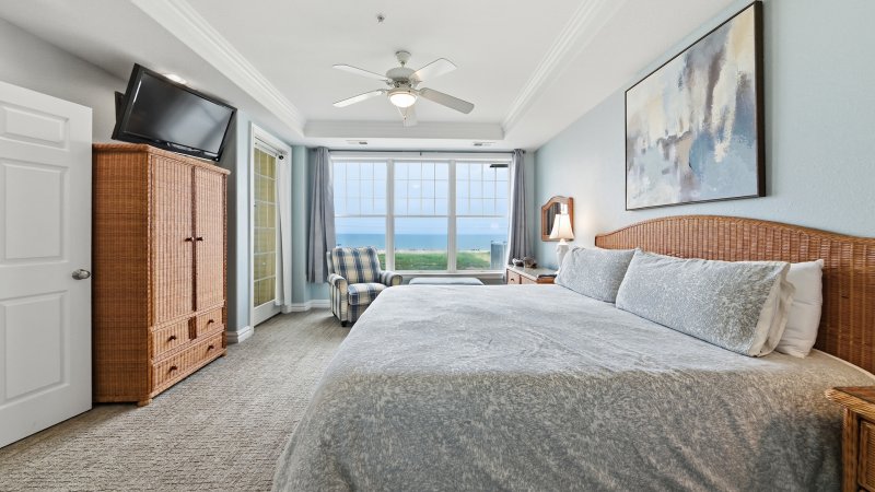 Sandbridge Aloha – Bedroom 1