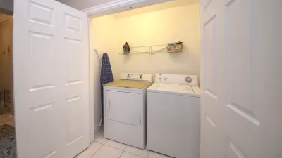 Kern – Laundry Room