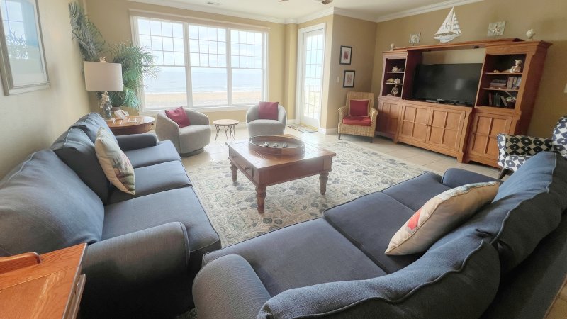Sea Escape – Living Room