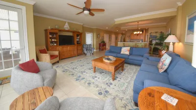 Sea Escape – Living Room