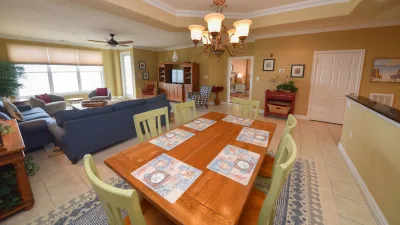 Sea Escape – Dining