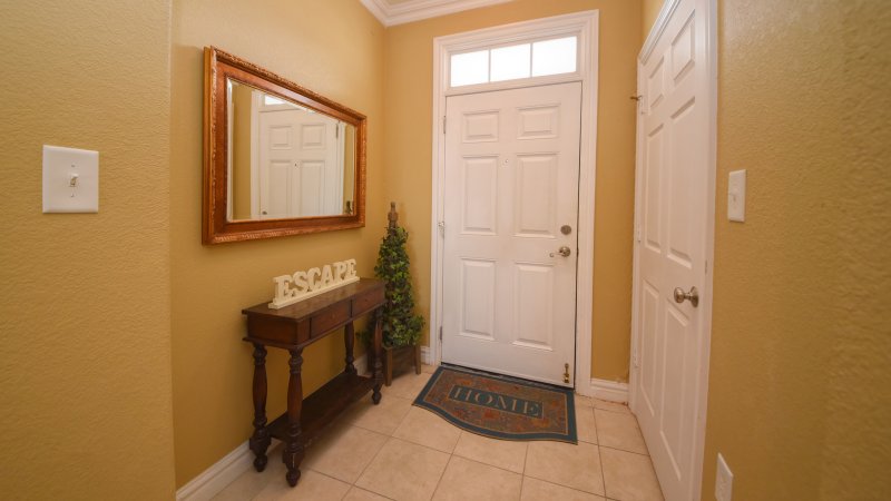 Sea Escape – Foyer