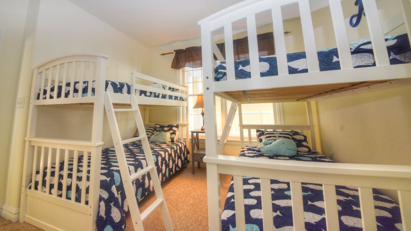 Paradise with an Oceanview – Bedroom 3