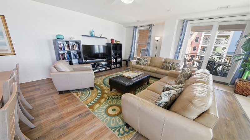 Enlightened Sunrise – Living Room