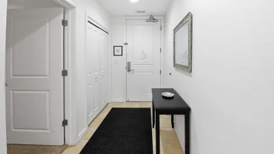 Enlightened Sunrise – Foyer