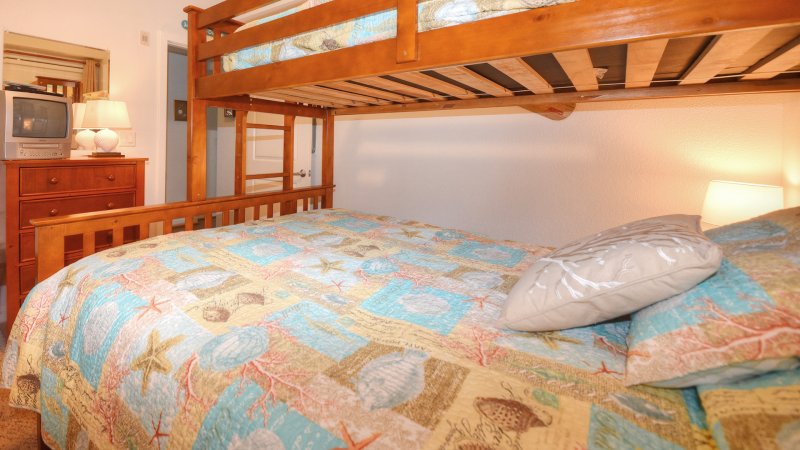 Cozy Inn – Bedroom 2