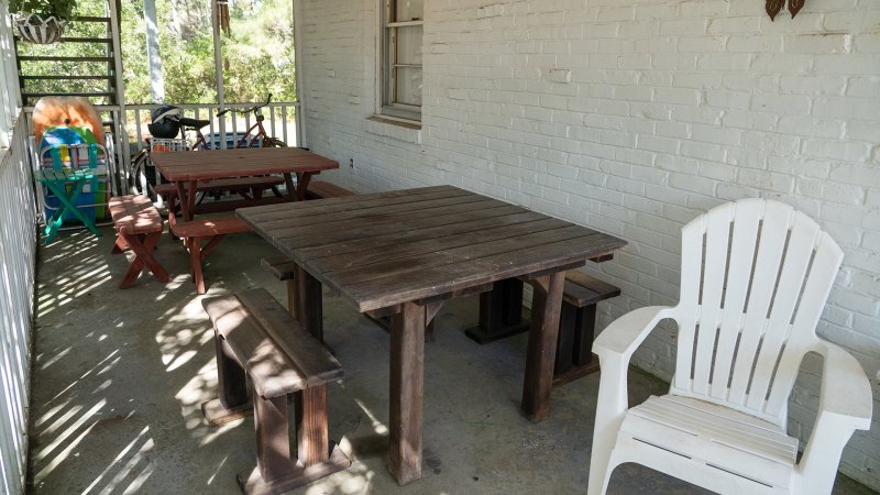 Captain's Quarters – Screened Deck