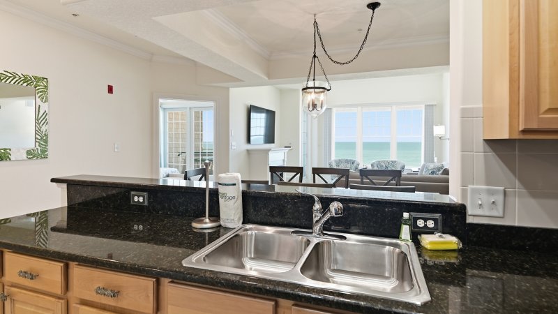 Coastal Sol – Kitchen